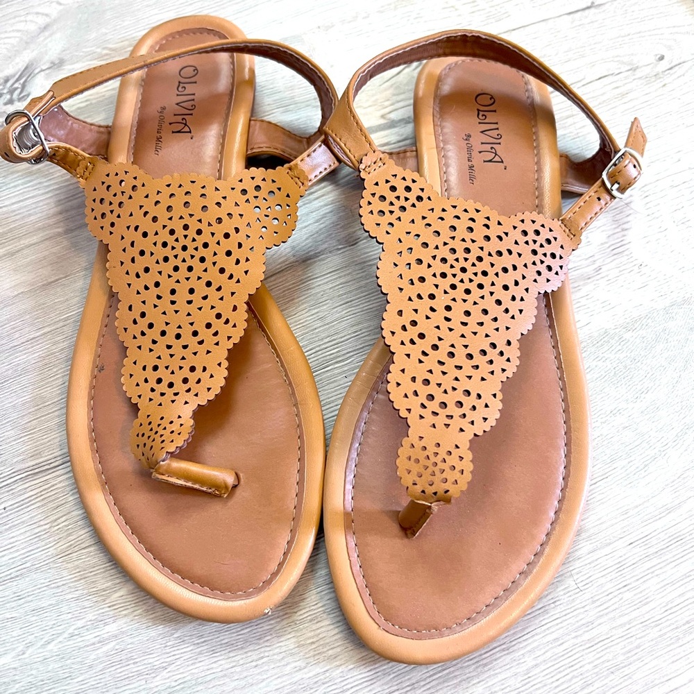 Olivia Sandals